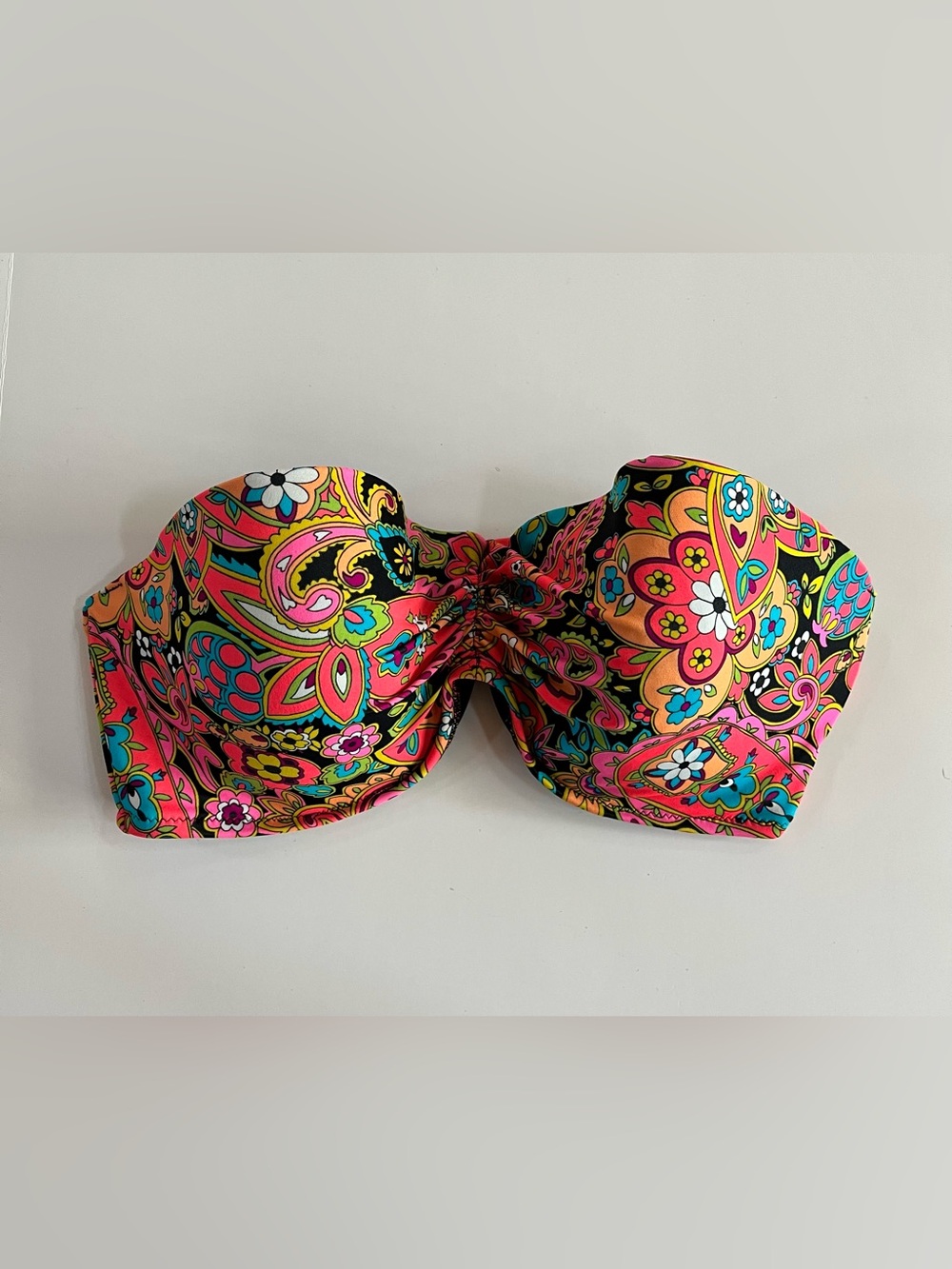 Victoria’s Secret Vibrant Multicolor Strapless Paisley Bandeau Bra size 36D